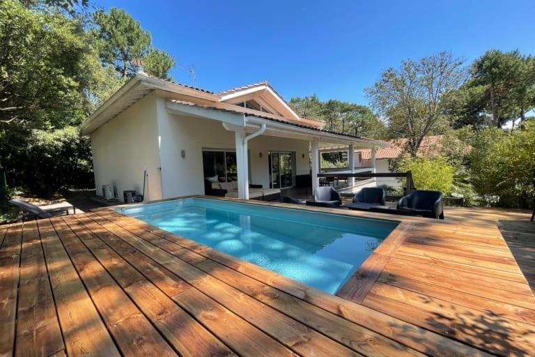 Magnifique Climatisee -10 Personnes Avec Piscine Et Petanque - Pyla